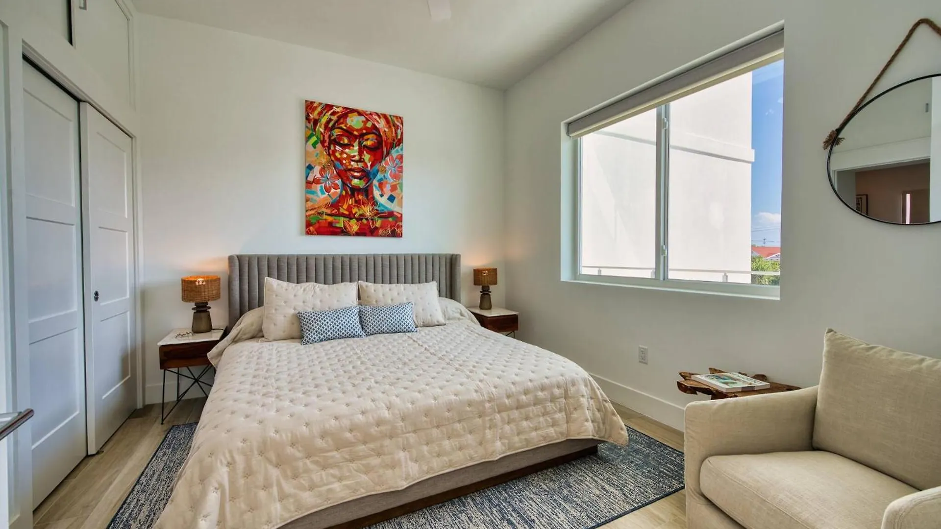 Sunset Point - Elegance Redefined Daire West Bay Cayman Adaları